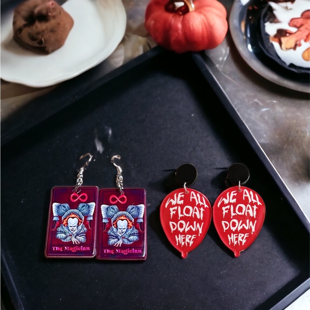New 2 pair bundle IT clown balloon Halloween horror movie earrings